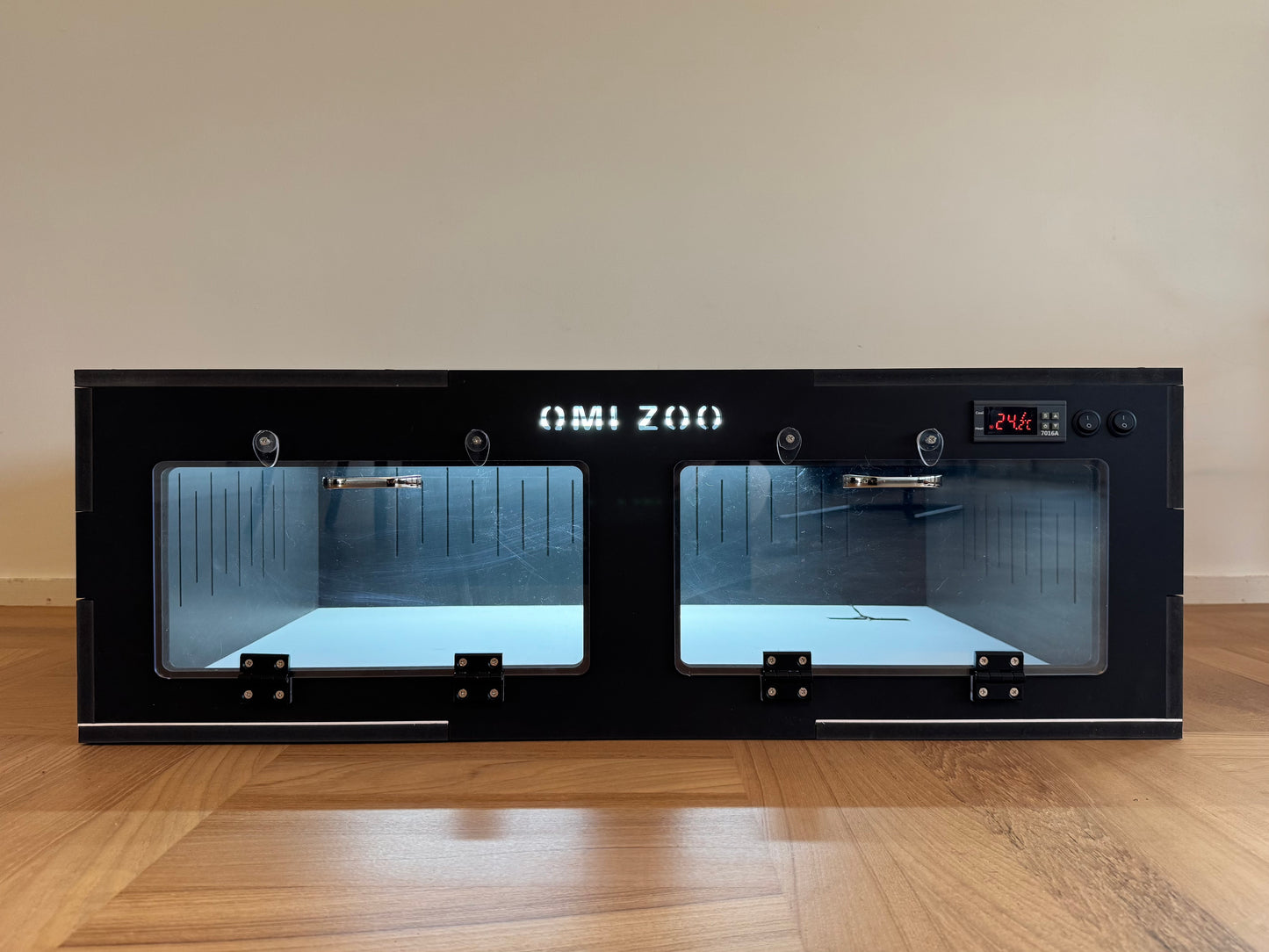 N-Series Smart Thermostatic Terrarium