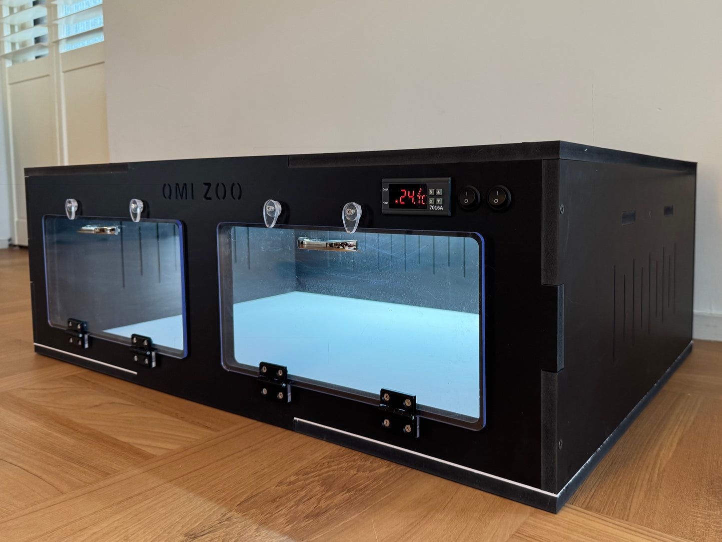 N-Series Smart Thermostatic Terrarium